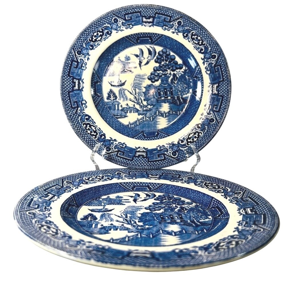 V.R. Midwinter Willow Pattern Plates Set Of 2 Made In England Blue & White China